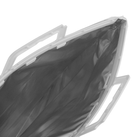 3700022_2